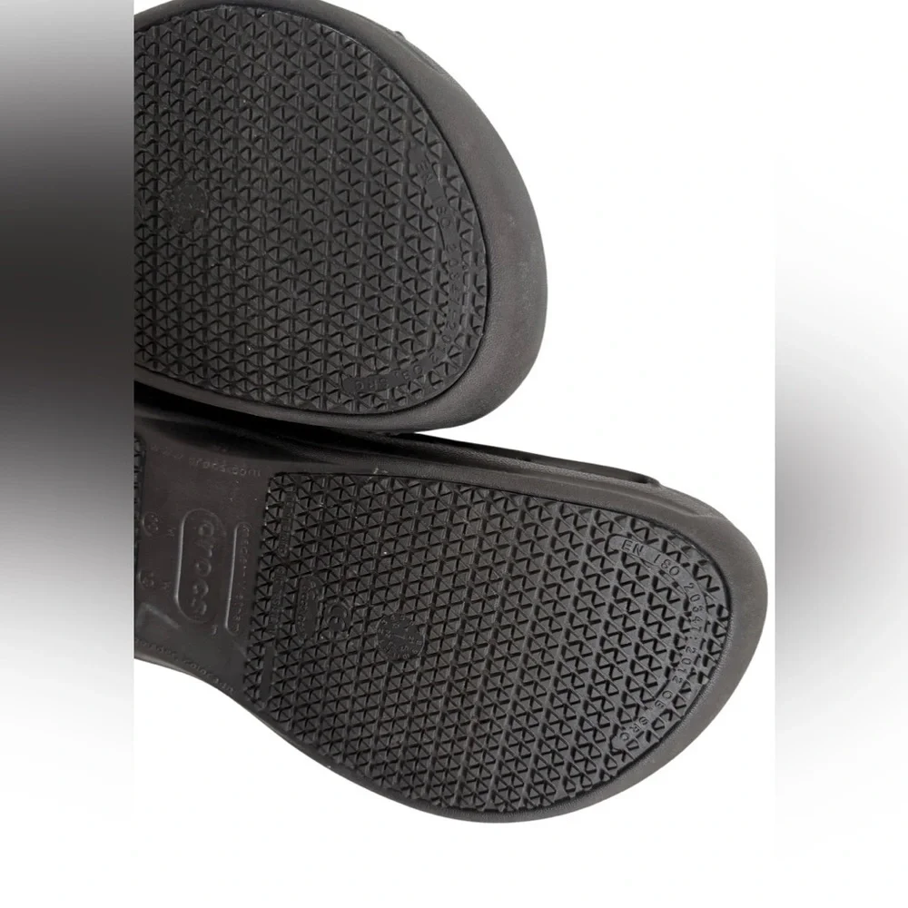 Crocs Bistro Black Unisex Clog - Picture 7 of 16